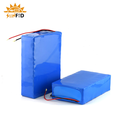 12V 7Ah यूपीएस लिथियम बैटरी 25Ah 50Ah 100Ah LifePO4 बैटरी पैक सीसीटीवी मॉनिटर